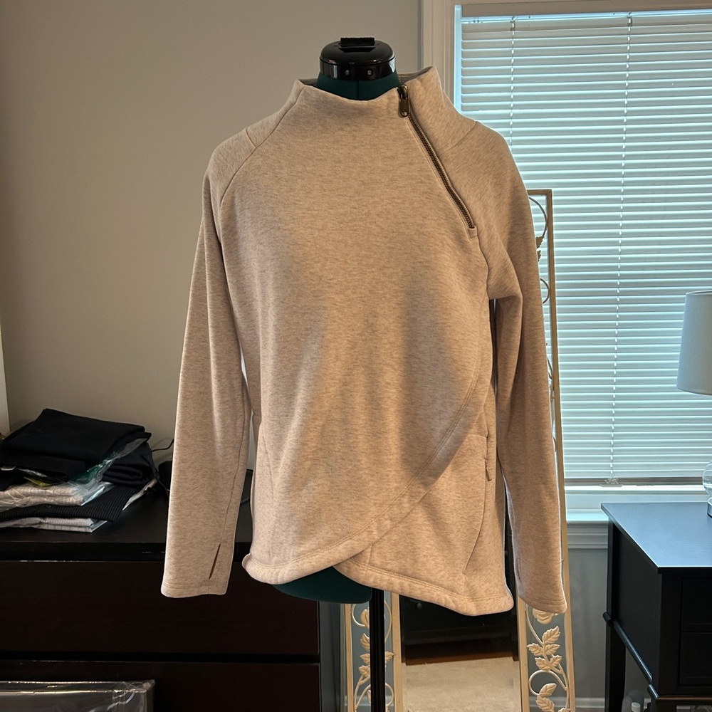 Athleta Womens Sweater - Light Beige